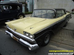 IV Encontro de Carros Antigos e Especiais de Guarulhos/SP